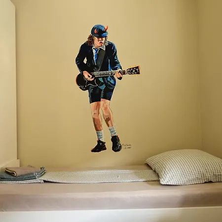 Rock 3*
